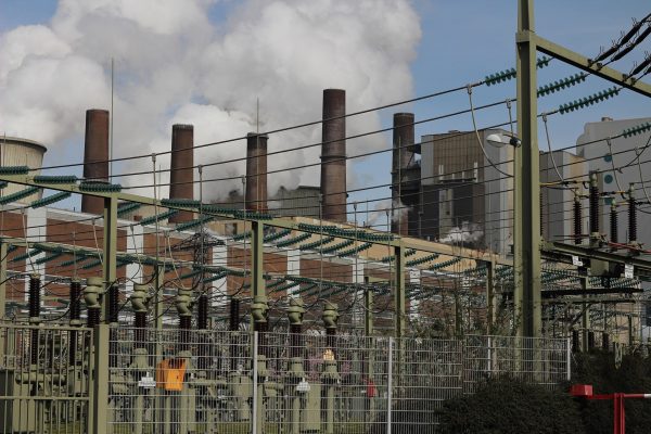 Cara Hemat Listrik Tanpa PLN Menggunakan Energi Surya