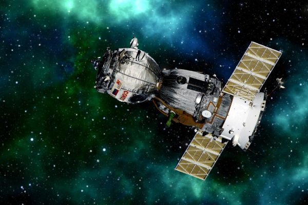 Cara Hemat Listrik Tanpa PLN Menggunakan Energi Surya Rover