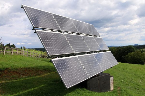 Cara Hemat Listrik Tanpa PLN, Energi Surya untuk Agrowisata