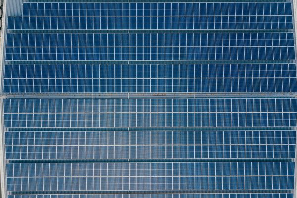 Keunggulan Sistem Off-Grid untuk Daerah Tanpa PLN