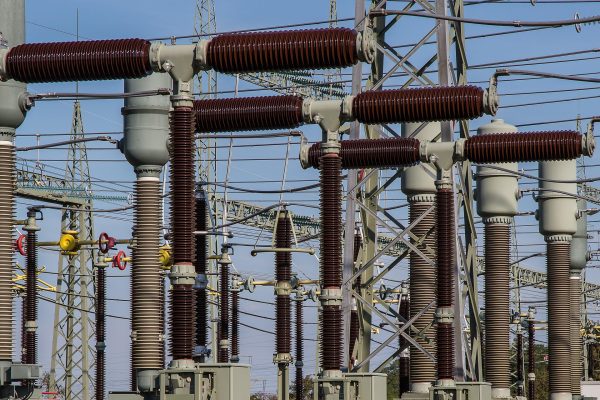 Cara Hemat Listrik Tanpa PLN dengan Energi Surya Mandiri