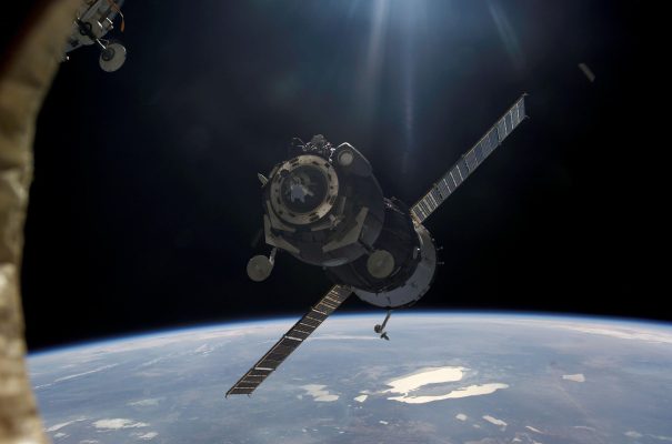 Cara Hemat Listrik Tanpa PLN Menggunakan Energi Surya untuk Pengolahan Air Antariksa