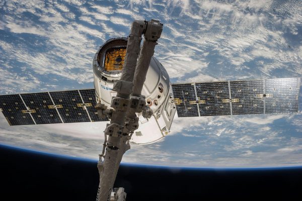 Cara Hemat Listrik Tanpa PLN Menggunakan Energi Surya: Orbit