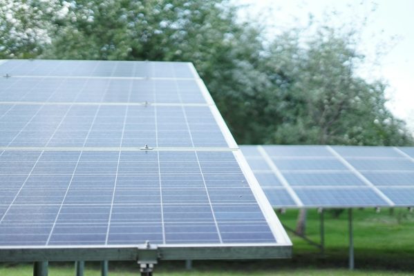 Memilih Pompa Tenaga Surya dengan Teknologi MPPT Modern