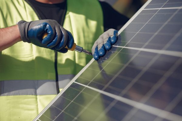 Memilih Pompa Tenaga Surya dengan Efisiensi Sistem Optimal