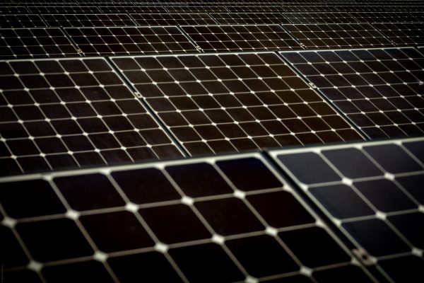 Memilih Pompa Tenaga Surya dari Efisiensi Energi
