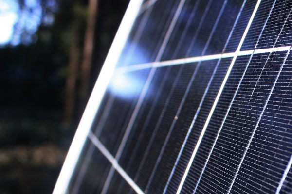 Memilih Pompa Tenaga Surya dengan Panel Berdaya Tinggi
