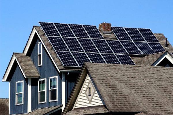 Memilih Pompa Tenaga Surya untuk Panel Efisiensi Tinggi